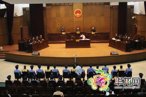 快讯：文强案二审宣判 维持一审判决文强获死刑